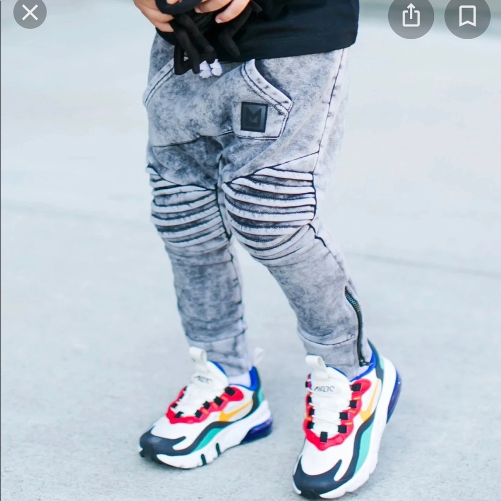 Minikid harem pants/ joggers. Size 98-104 (4T). Excellent condition. Grey/black